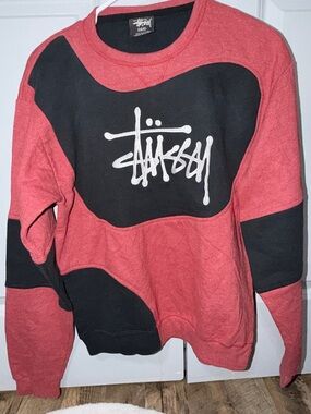 Stüssy Red and Black Vintage Reworked Crewneck